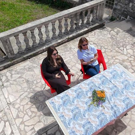 Garden Vista Stone House Villa Cattaro Esterno foto