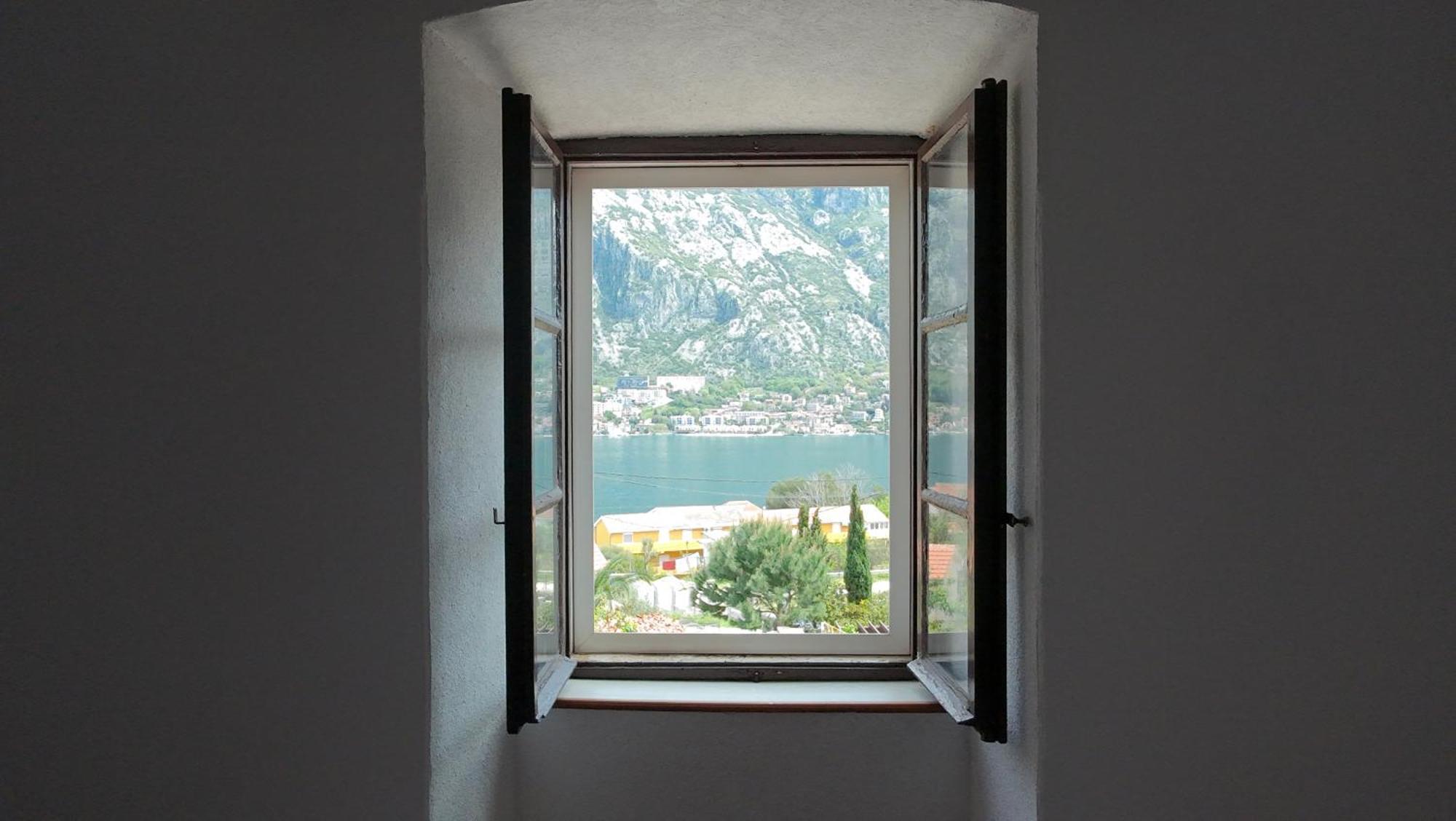 Garden Vista Stone House Villa Cattaro Esterno foto